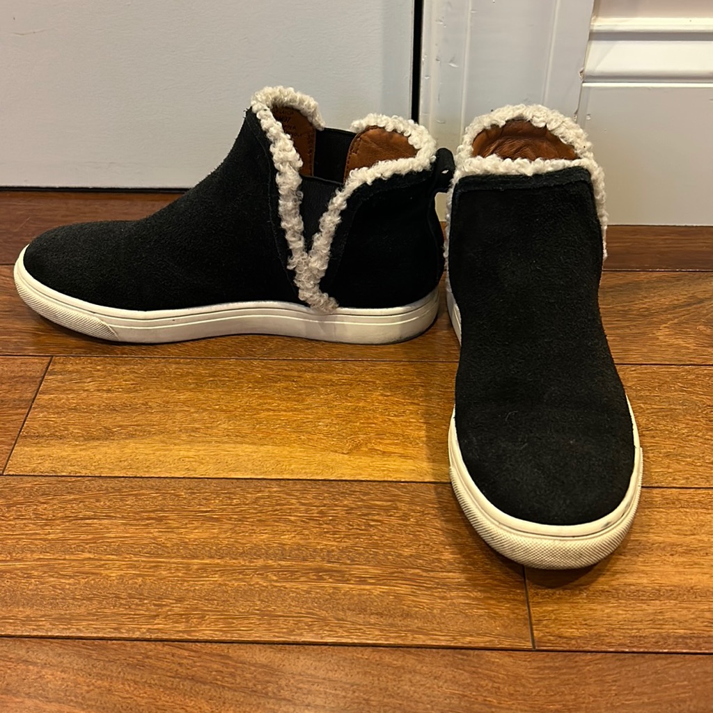 Lucky Brand Slip On Sneakers